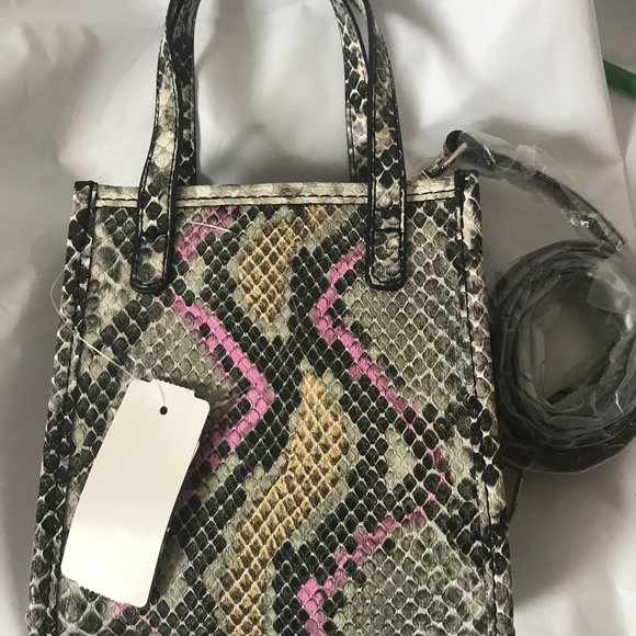 Handbags - NWT Mini snake skin purse, women